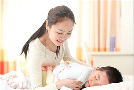 寶寶總鬧情緒，爸爸媽媽該怎么安撫？